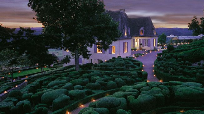 Френски шик и магия в градините  Маркесак