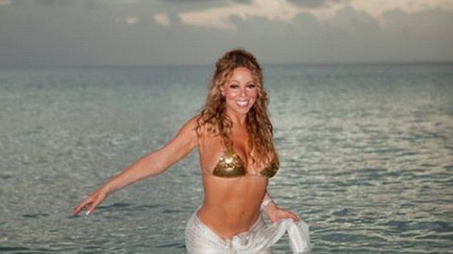 Марая лъже фенове със стари снимки в мрежата