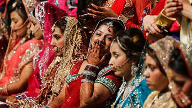 Сватба за 74 милиона долара: Достойна за Боливуд!  (ВИДЕО)