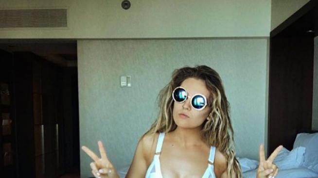 Екстра гореща! Пери Едуардс