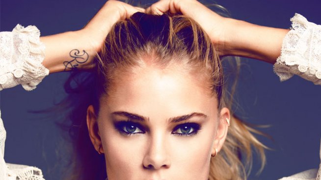 Руса амбиция в бяло и черно