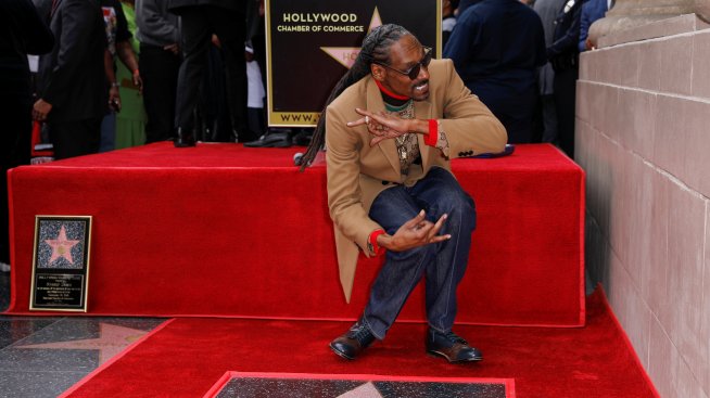 Звездата на Снуп Дог изгря на Алеята на славата