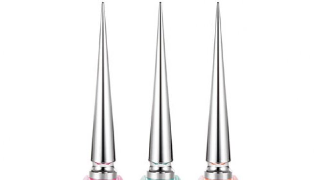 Сезонът на неоните – открит от Christian Louboutin