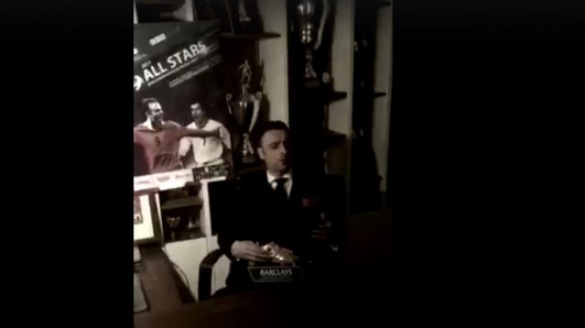 Дон Бербатоне като Кръстника с дъщеря си