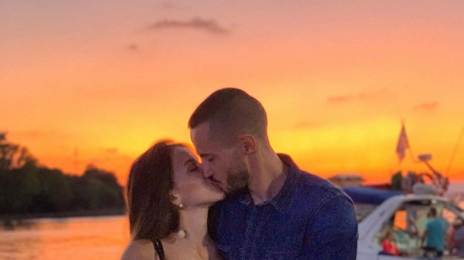 Наум Шопов и Теа празнуват годишнина на морето