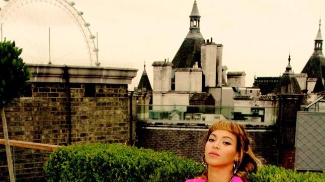 Бионсе подготвя втори таен албум?