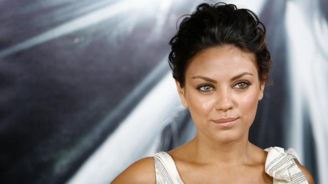 5 цвята, които отиват най-много на брюнетки