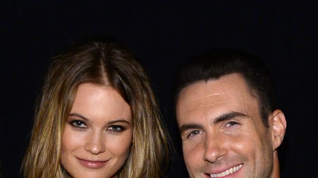 Адам Лавин се извини на бившите си гаджета