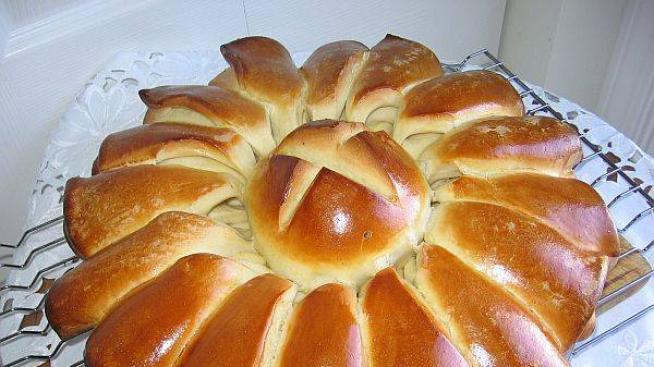 Питка с мая за Бъдни вечер