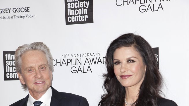 Майкъл Дъглас и Катрин-Зита Джоун са в „почивка“ един от друг