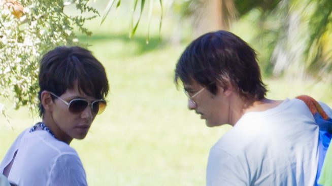 Хали Бери и Оливие Мартинес заедно на почивка