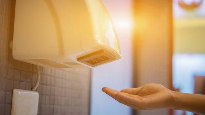 Публичните сешоари – бомба от бактерии