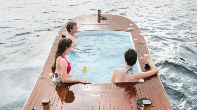 Горещо джакузи се помести в моторница