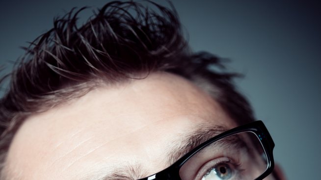 Нищо по-секси от мъж с очила