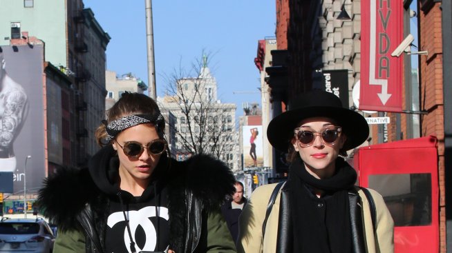 Кара Делевин страда за бившата си приятелка