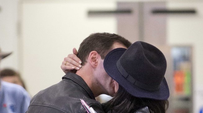 Страстните целувки на Кортни Кокс и Джони Макдейд