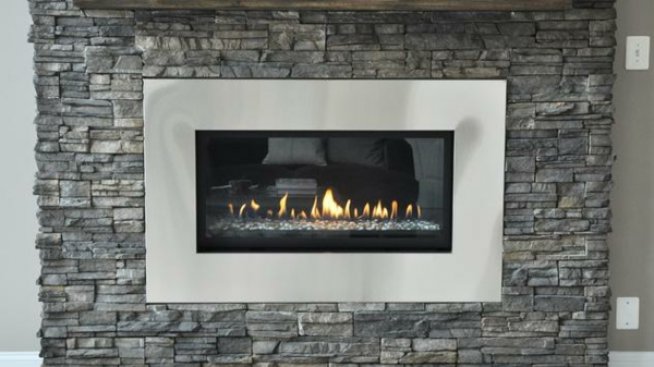 Каменна стена – очарованието на истинския камък