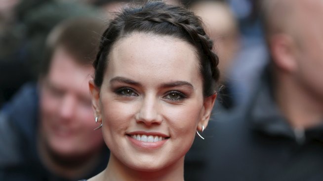 Дейзи Ридли: Не харесвам грима, но не мога без него