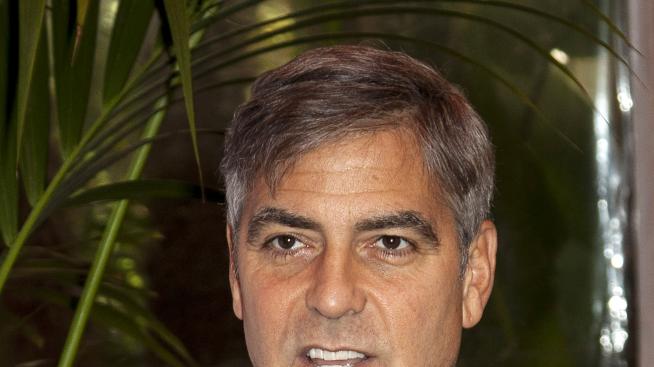 Нова мания на Холивуд – без бръчки в интимната мъжка зона