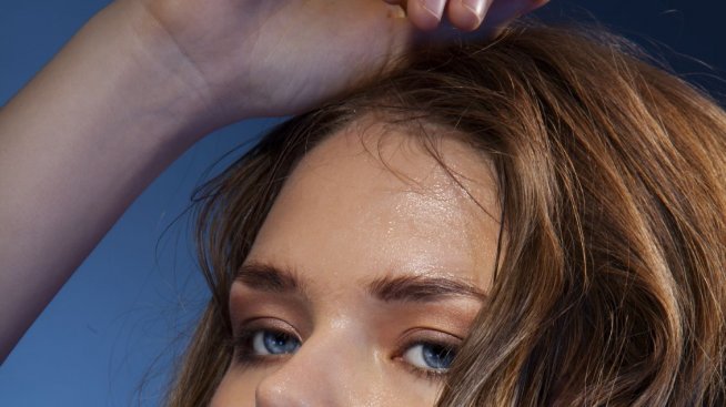 Как да спрем потенето на лицето?