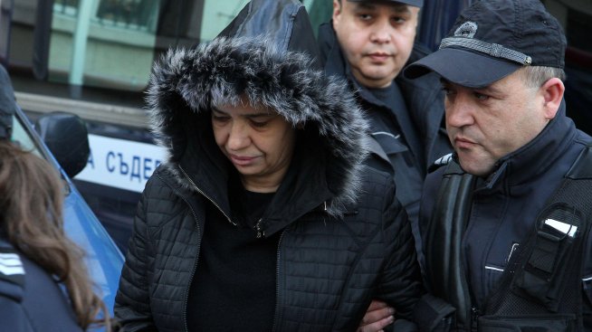 Анита Мейзер не вижда смисъл да живее, иска прошка