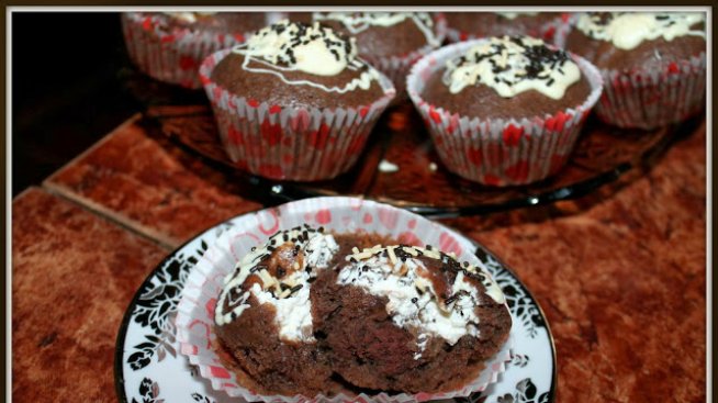 Какаови кексчета с крема сирене