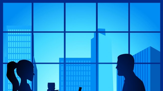 Здрасти, на колко години си и откъде си?