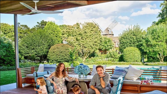 Домът на Робърт Дауни Джуниър - вятърна мелница