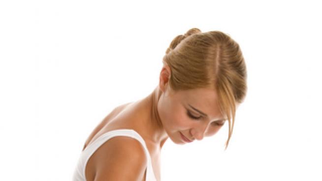 Изгони целулита с масаж под душа