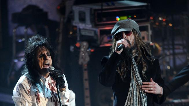 Лейди Гага ще бъде екзекутирана. От Алис Купър