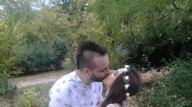 Тома от Music Idol се ожени за бременната си приятелка