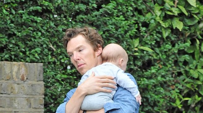Бенедикт Къмбърбач разходи сина си