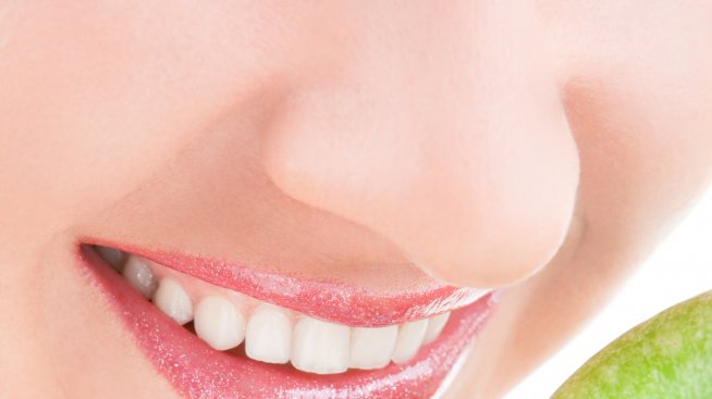 Защо е важно да имаме здрави венци и зъби?