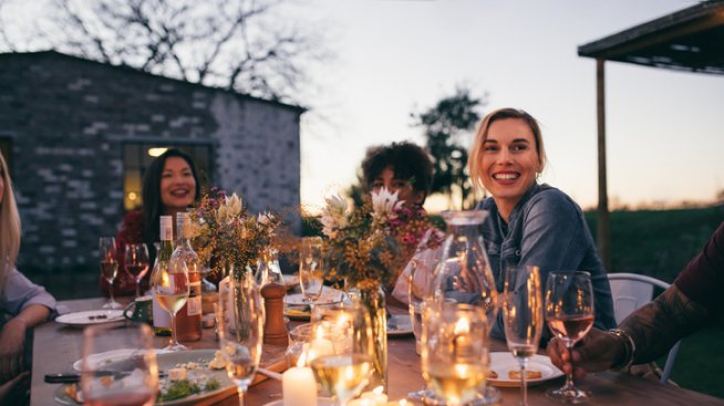 Защо трябва да се храните на тишина?