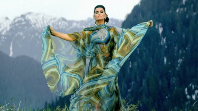 Нели Фуртадо се завръща