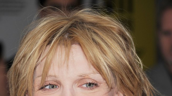 Къртни Лав: Кели, не съм наркоманка!