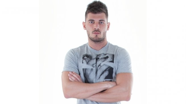 Мъж и половина