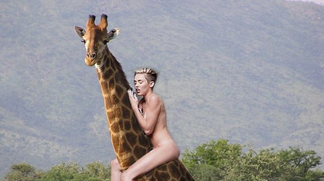 Руснаците се подиграха на Майли Сайръс