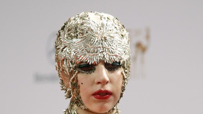 Гага искала дует с Елтън Джон