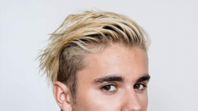 Тази ли е новата му? Бийбър в компанията на Хейли Болдуин