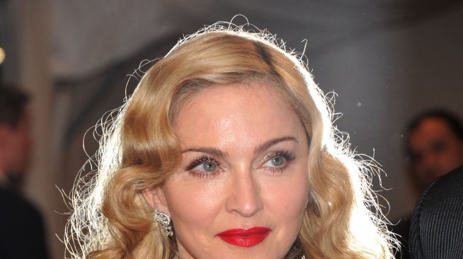 Мадона ще строи сиропиталище в Африка