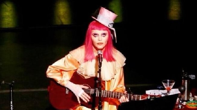 Мадона се пропи от мъка по сина си