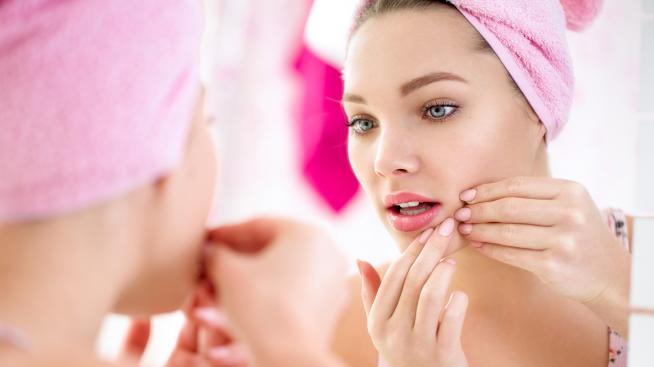 Обектите от ежедневието, които причиняват акне