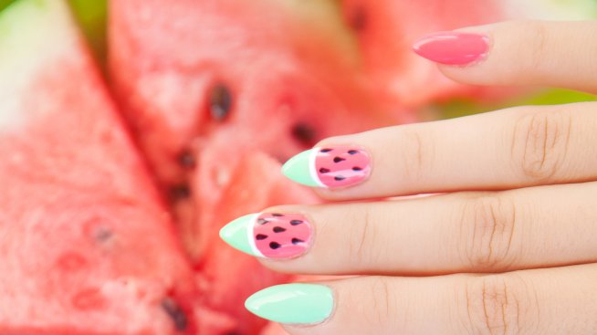 Как да си направим: Динен маникюр