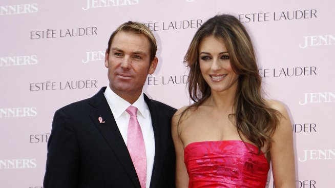 Елизабет Хърли и Шейн Уорн отново развалиха годежа си