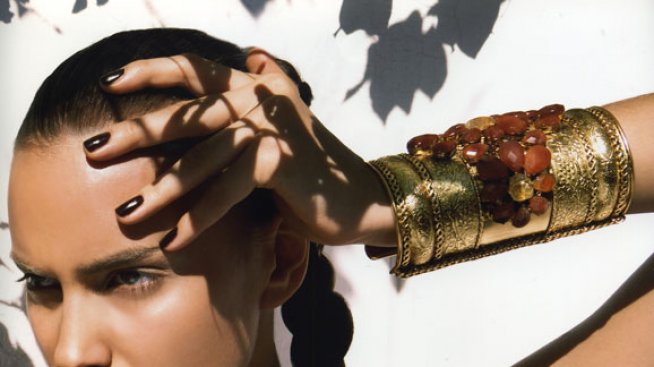 Поклон пред езическата богиня Ирина Шейк