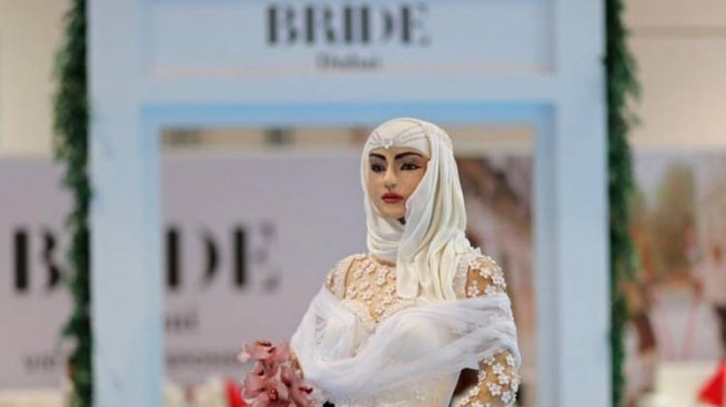 Дубайска булка с бурка – най-скъпата торта в света