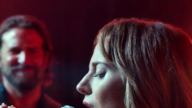 Лейди Гага с личния си гардероб в „Роди се звезда“