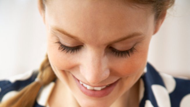 Задължителните принадлежности за дамската чанта