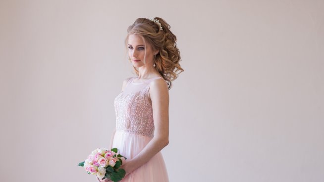 Сватбени рокли в розов диамант – защо не?!